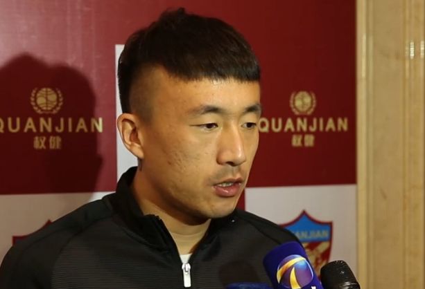 究竟拓星者们在这片异星荒漠上遇到什么样的危机与挑战，令人遐想无限，期待下一款物料发布，为我们提供更多线索